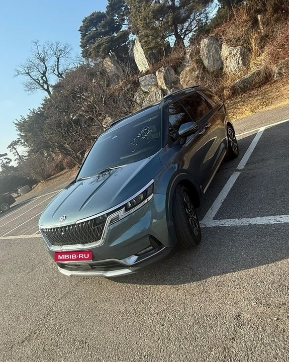 KIA Carnival, 2021 год, 3 650 000 рублей, 29 фотография