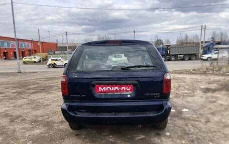 Chrysler Voyager IV, 2003 год, 350 000 рублей, 3 фотография