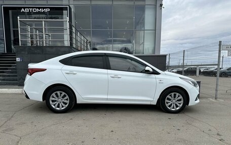 Hyundai Solaris II рестайлинг, 2019 год, 1 596 000 рублей, 4 фотография