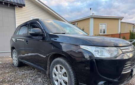 Mitsubishi Outlander III рестайлинг 3, 2012 год, 1 100 000 рублей, 11 фотография