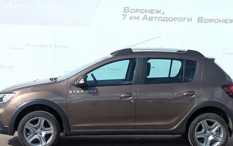 Renault Sandero II рестайлинг, 2020 год, 1 198 000 рублей, 2 фотография