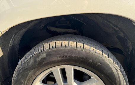 Toyota Land Cruiser Prado 150 рестайлинг 2, 2011 год, 3 150 000 рублей, 18 фотография