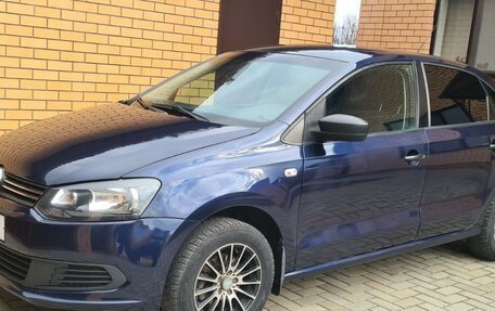 Volkswagen Polo VI (EU Market), 2012 год, 800 000 рублей, 1 фотография