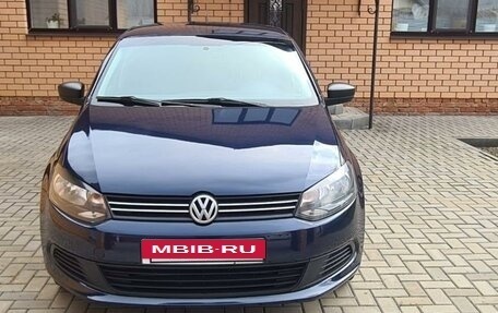 Volkswagen Polo VI (EU Market), 2012 год, 800 000 рублей, 3 фотография