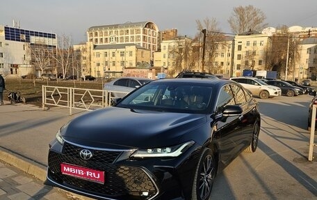 Toyota Avalon, 2022 год, 3 950 000 рублей, 1 фотография