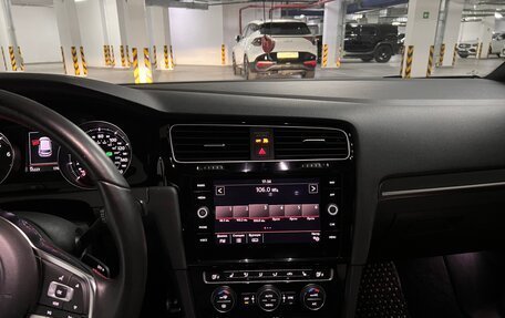 Volkswagen Golf VII, 2019 год, 11 фотография