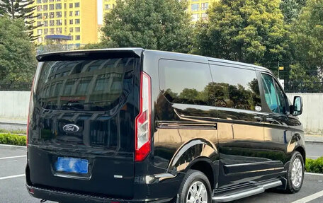 Ford Tourneo Custom I рестайлинг, 2020 год, 2 430 000 рублей, 18 фотография