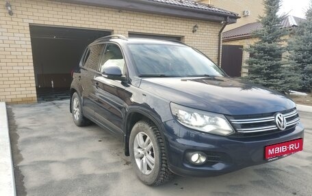 Volkswagen Tiguan I, 2015 год, 1 900 000 рублей, 1 фотография