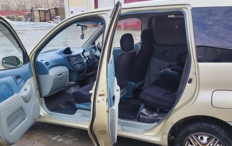 Toyota FunCargo, 2000 год, 385 000 рублей, 8 фотография