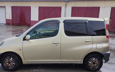 Toyota FunCargo, 2000 год, 385 000 рублей, 9 фотография