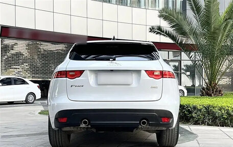 Jaguar F-Pace, 2021 год, 3 095 000 рублей, 7 фотография