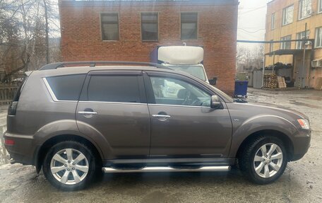 Mitsubishi Outlander III рестайлинг 3, 2012 год, 1 590 000 рублей, 6 фотография