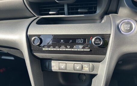Toyota Yaris Cross, 2020 год, 1 600 001 рублей, 15 фотография