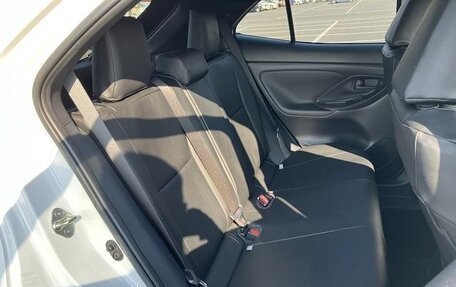 Toyota Yaris Cross, 2020 год, 1 600 001 рублей, 17 фотография