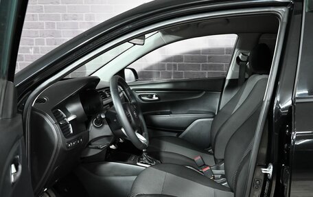 KIA Rio IV, 2020 год, 1 700 000 рублей, 10 фотография
