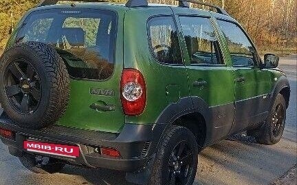 Chevrolet Niva I рестайлинг, 2016 год, 800 000 рублей, 2 фотография