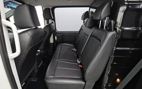 Hyundai Staria, 2021 год, 2 500 000 рублей, 9 фотография