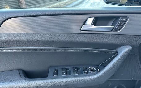 Hyundai Sonata VII, 2018 год, 2 325 000 рублей, 12 фотография
