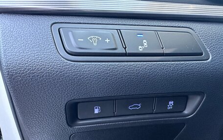 Hyundai Sonata VII, 2018 год, 2 325 000 рублей, 13 фотография