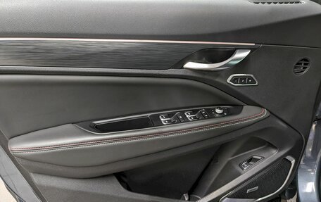 Geely Tugella FY11, 2023 год, 2 990 000 рублей, 11 фотография
