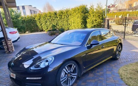Porsche Panamera II рестайлинг, 2013 год, 6 000 000 рублей, 5 фотография