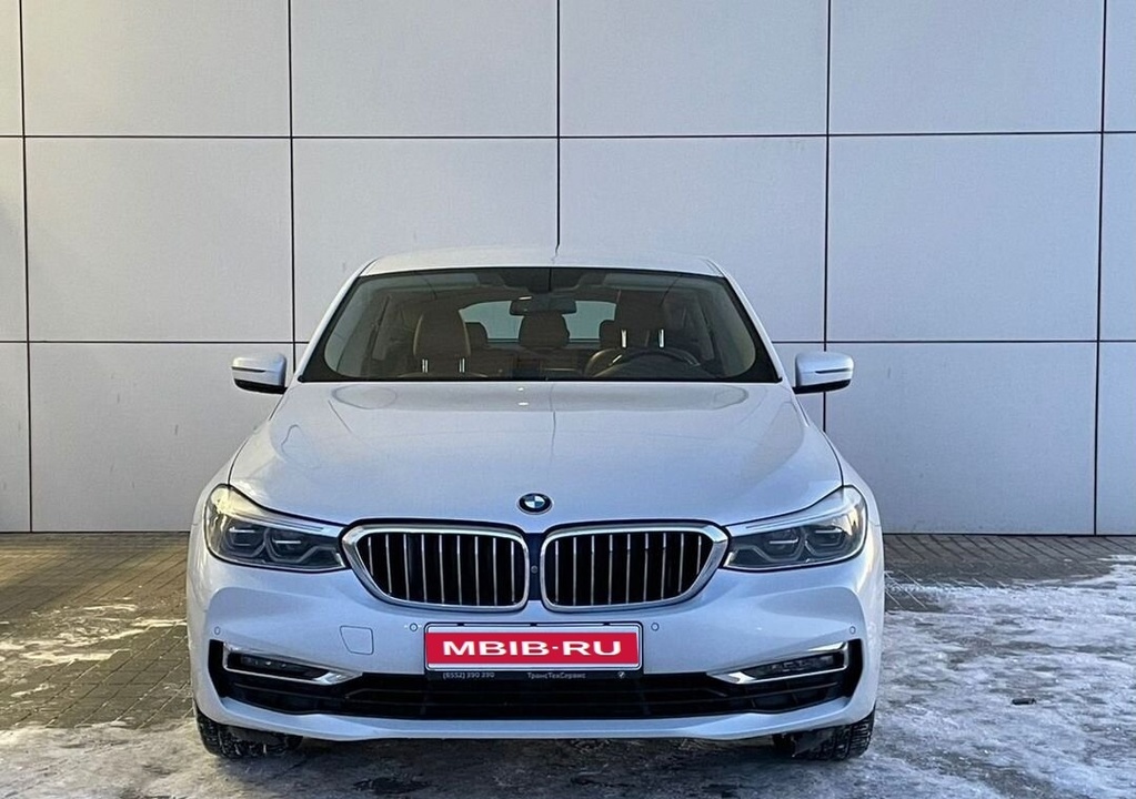 BMW 6 серия GT, 2018 год, 3 499 000 рублей, 2 фотография