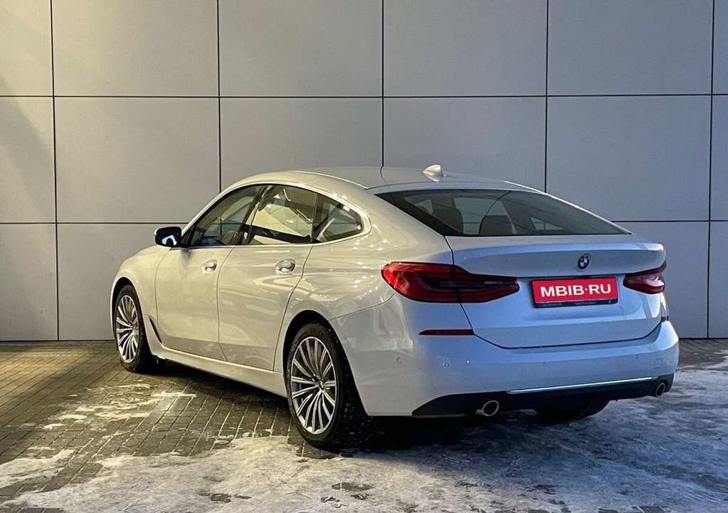BMW 6 серия GT, 2018 год, 3 499 000 рублей, 8 фотография