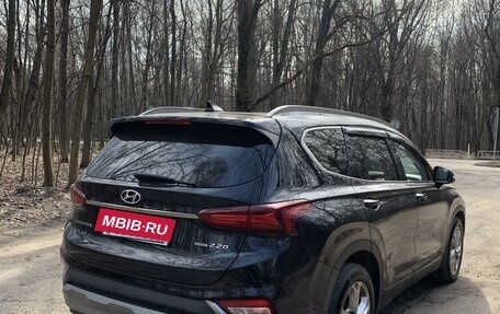 Hyundai Santa Fe IV, 2019 год, 3 000 000 рублей, 4 фотография