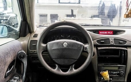 Renault Laguna II, 2002 год, 325 000 рублей, 9 фотография