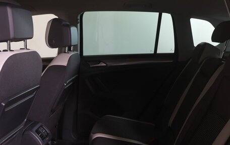 Volkswagen Tiguan II, 2019 год, 2 459 000 рублей, 11 фотография