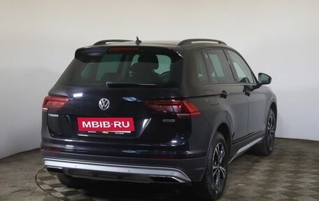 Volkswagen Tiguan II, 2019 год, 2 459 000 рублей, 5 фотография