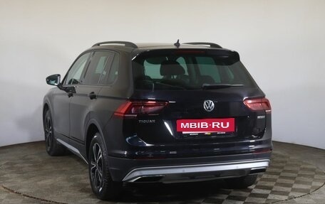 Volkswagen Tiguan II, 2019 год, 2 459 000 рублей, 7 фотография