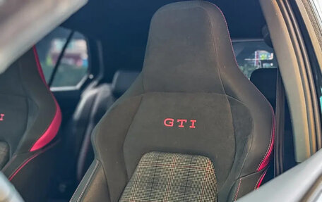 Volkswagen Golf GTI, 2022 год, 3 100 000 рублей, 9 фотография