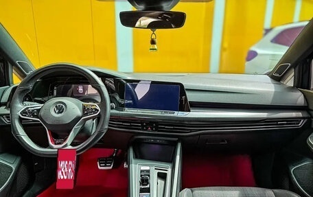 Volkswagen Golf GTI, 2022 год, 3 100 000 рублей, 5 фотография