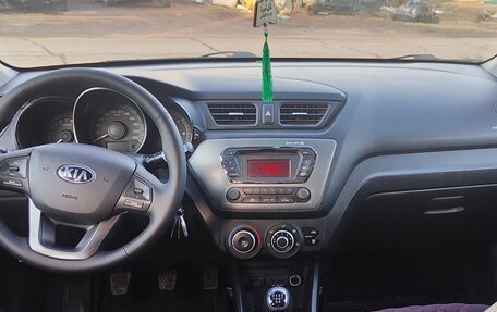 KIA Rio III рестайлинг, 2014 год, 1 000 000 рублей, 4 фотография