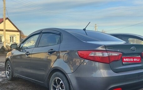KIA Rio III рестайлинг, 2014 год, 1 000 000 рублей, 2 фотография
