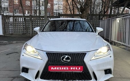 Lexus IS III, 2013 год, 2 300 000 рублей, 2 фотография