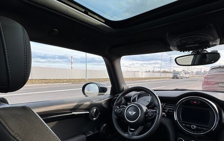 MINI Hatch, 2019 год, 2 627 000 рублей, 18 фотография