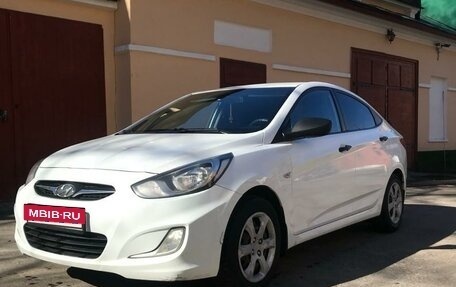 Hyundai Solaris II рестайлинг, 2014 год, 695 000 рублей, 7 фотография