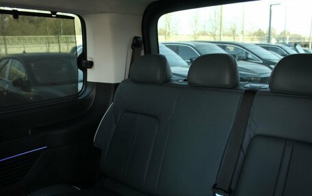 Hyundai Staria, 2022 год, 5 150 000 рублей, 19 фотография