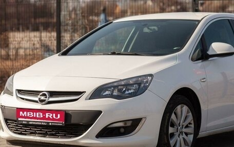 Opel Astra J, 2013 год, 915 000 рублей, 6 фотография