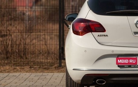 Opel Astra J, 2013 год, 915 000 рублей, 11 фотография