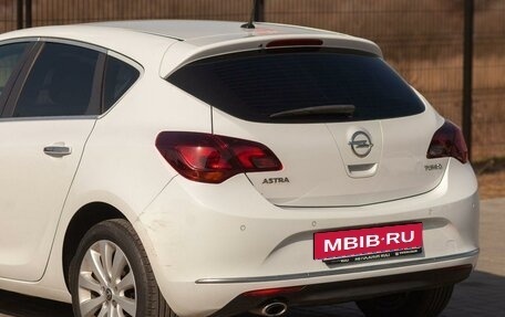 Opel Astra J, 2013 год, 915 000 рублей, 14 фотография