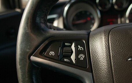 Opel Astra J, 2013 год, 915 000 рублей, 26 фотография