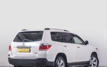 Toyota Highlander III, 2011 год, 2 089 000 рублей, 7 фотография