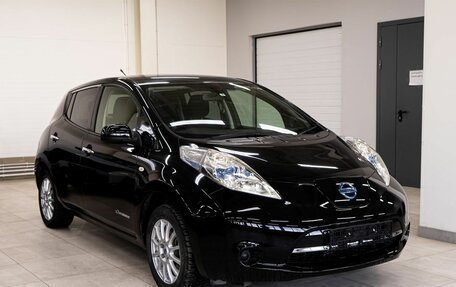 Nissan Leaf I, 2013 год, 750 000 рублей, 1 фотография