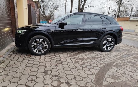Audi e-tron I, 2020 год, 4 600 000 рублей, 5 фотография
