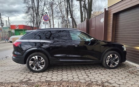 Audi e-tron I, 2020 год, 4 600 000 рублей, 6 фотография