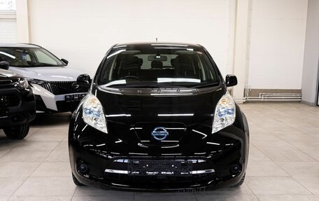 Nissan Leaf I, 2013 год, 750 000 рублей, 2 фотография