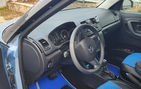 Skoda Roomster, 2013 год, 1 400 000 рублей, 8 фотография